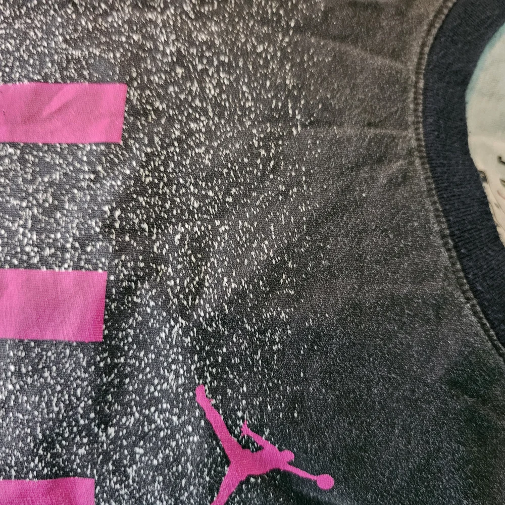 Jordan Gradient Black, Pink, and White T-Shirt Men's Size L